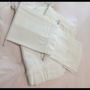 Queen size Duvet, Euro shams, Queen shams